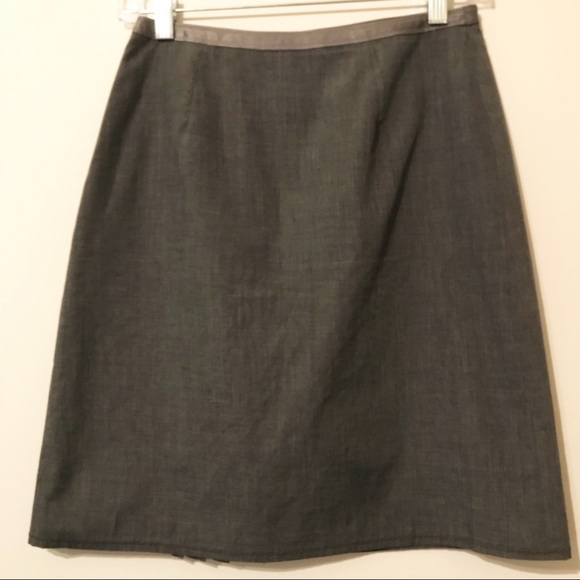 Anne Klein skirt. - Picture 2 of 2
